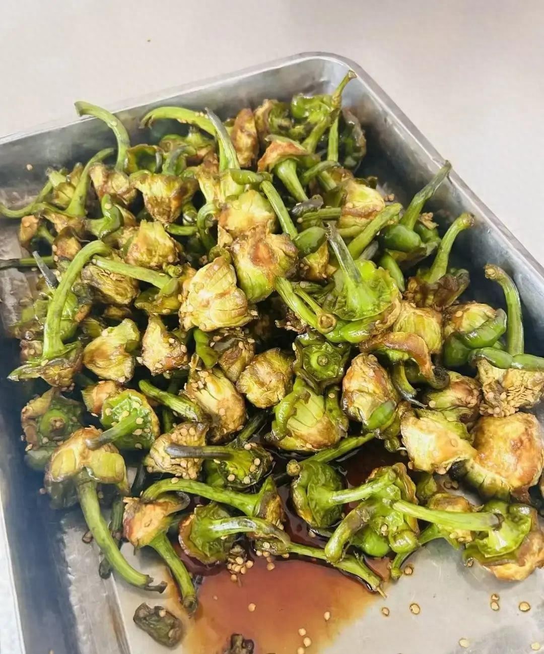 网友猜食材_如何做网红盲盒黑暗料理,_食堂神秘菜品